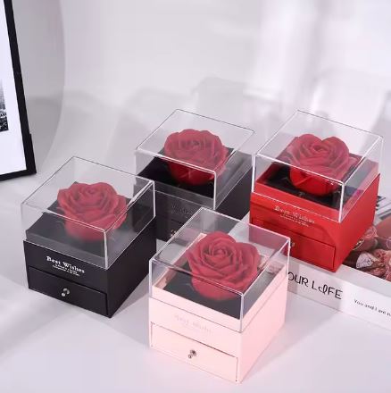 Coffret Rose Éternelle et son Collier d'Amour